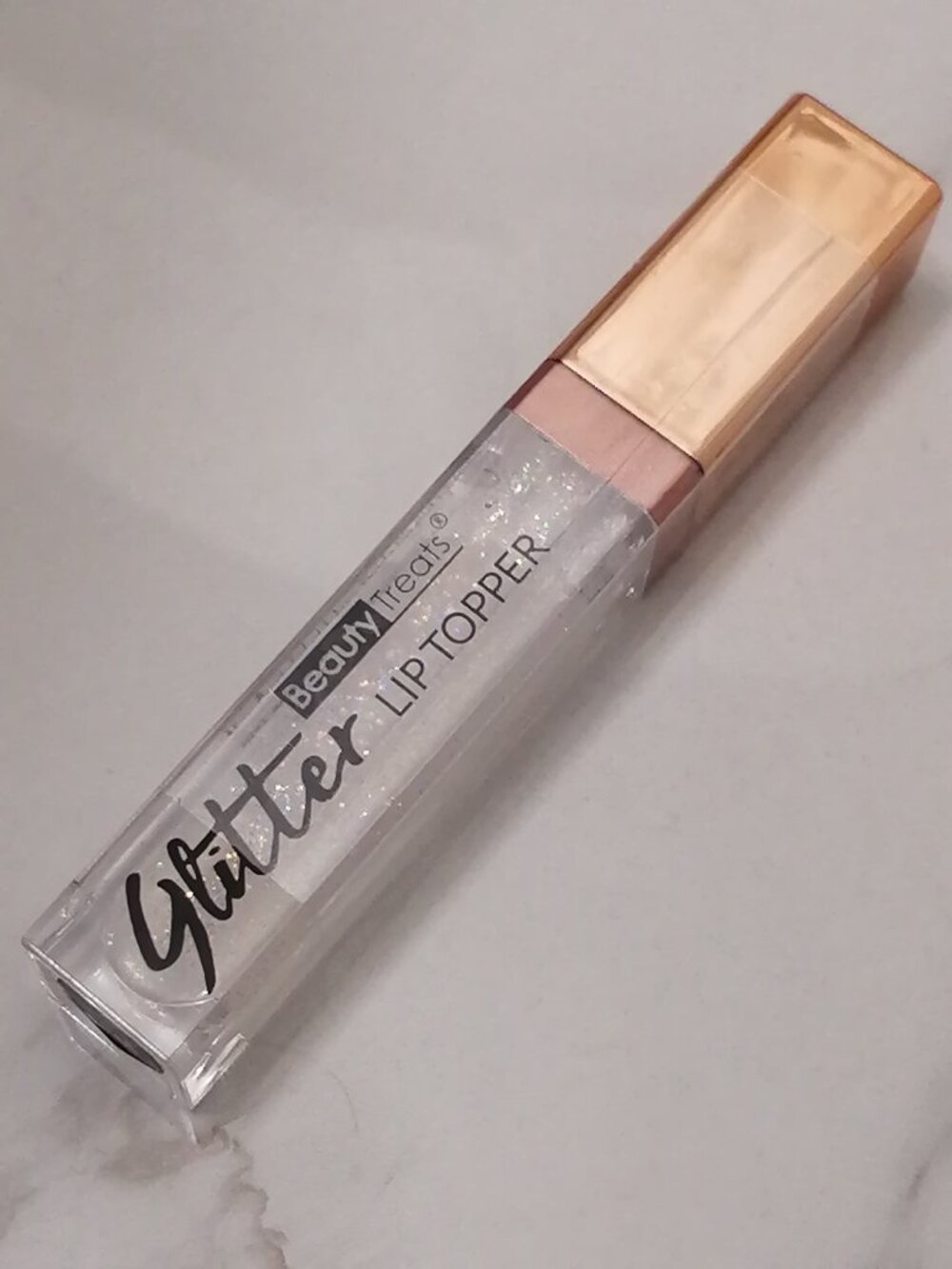 🔱 3/12 Glitter Lip Topper